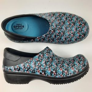 CROCS Women's Neria Pro Graphic Work Clog Shoes